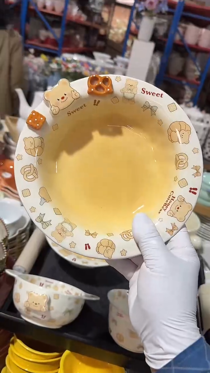 陶瓷草帽盘 微瑕凑满20元包邮