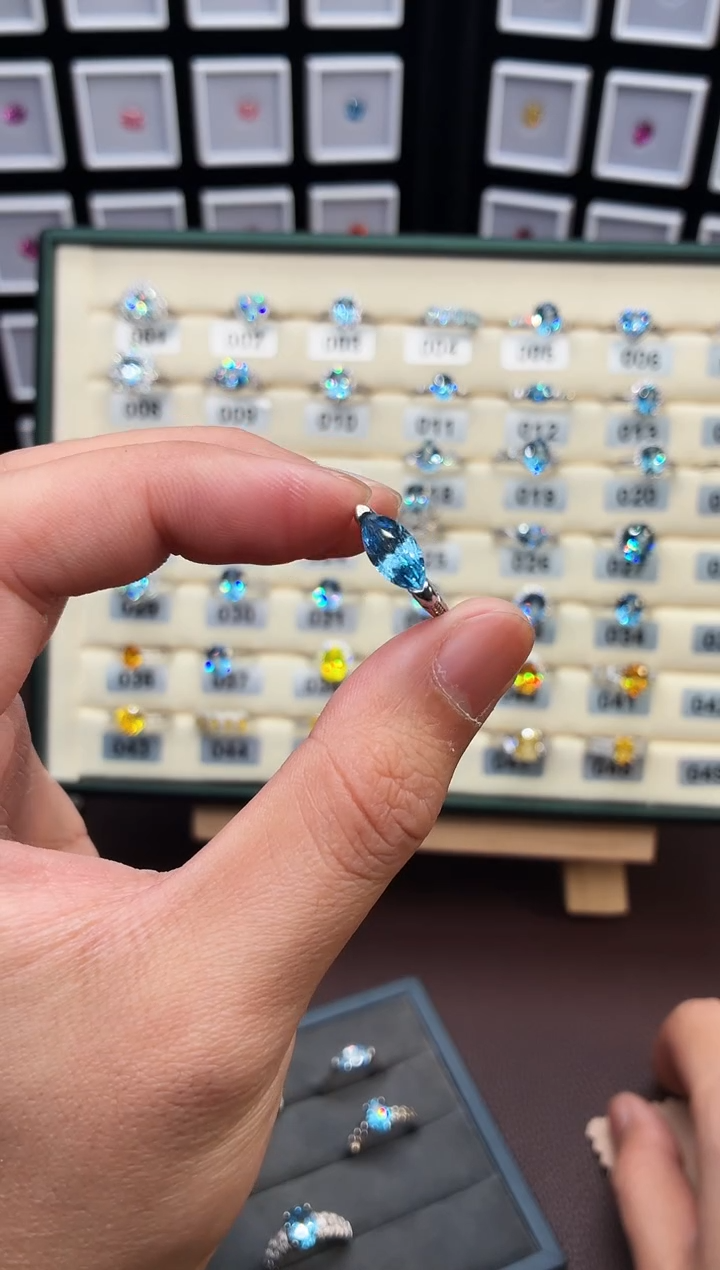 银S925镶嵌戒指海蓝宝石M****～1