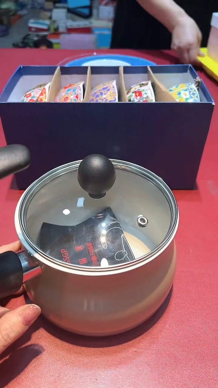 【闪购商品】瓷片锅碗瓢盆一件不剩