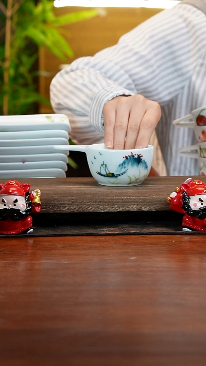 景德镇手绘釉中彩（食品级）小奶锅