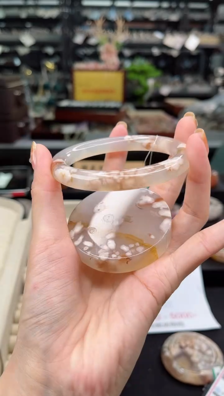 【闪购商品】石英质玉手镯未镶嵌60圈口（赠品镯心）3540357