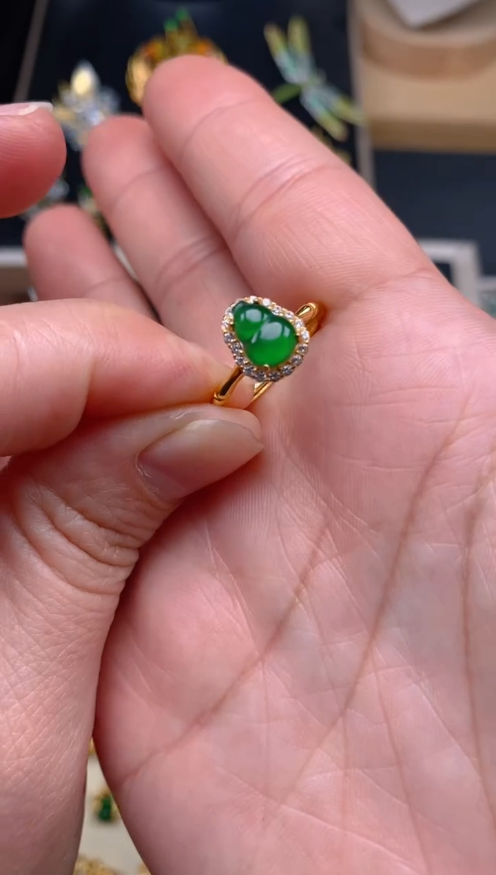 【闪购商品】翡翠吊坠(不含链)未镶嵌戒指