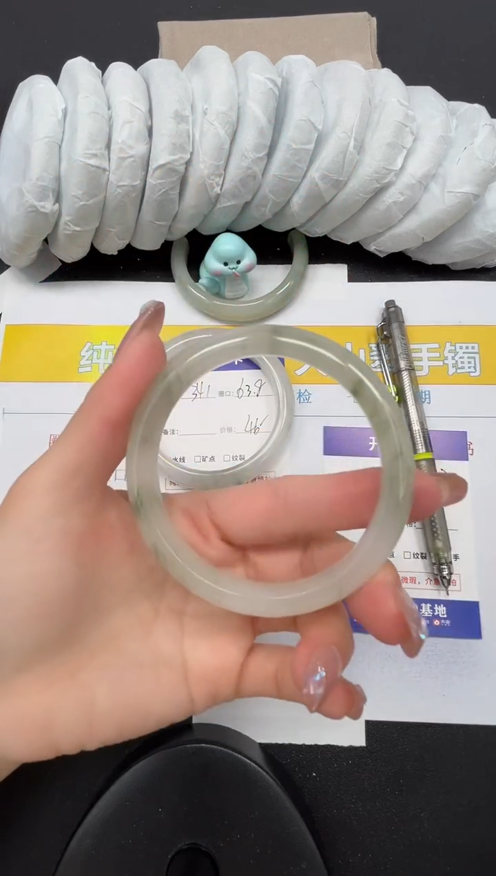 【闪购商品】石英质玉手镯合金342-60.7