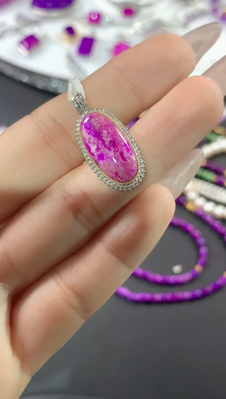 苏纪石（舒俱来）18K金镶嵌，吊坠