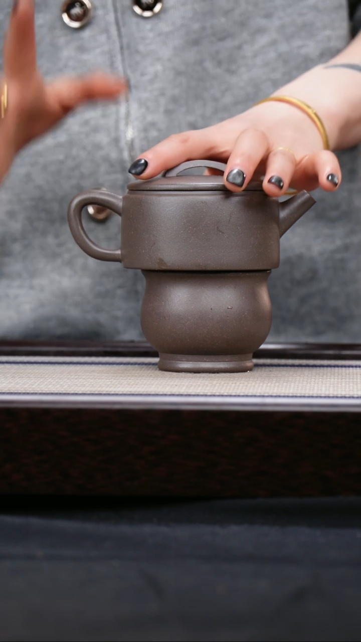 【闪购商品】紫砂茶壶大水潭 天青 汉瓦 加杯子 