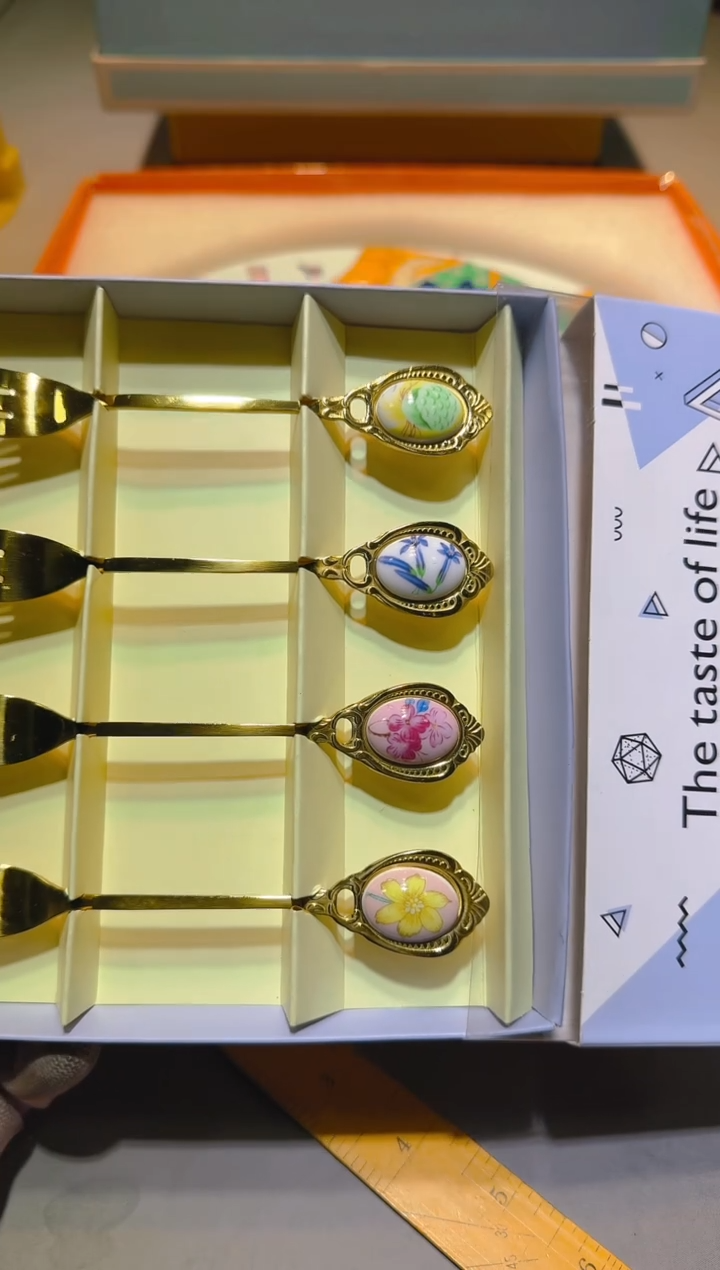 【闪购商品】瓷片11111111111111