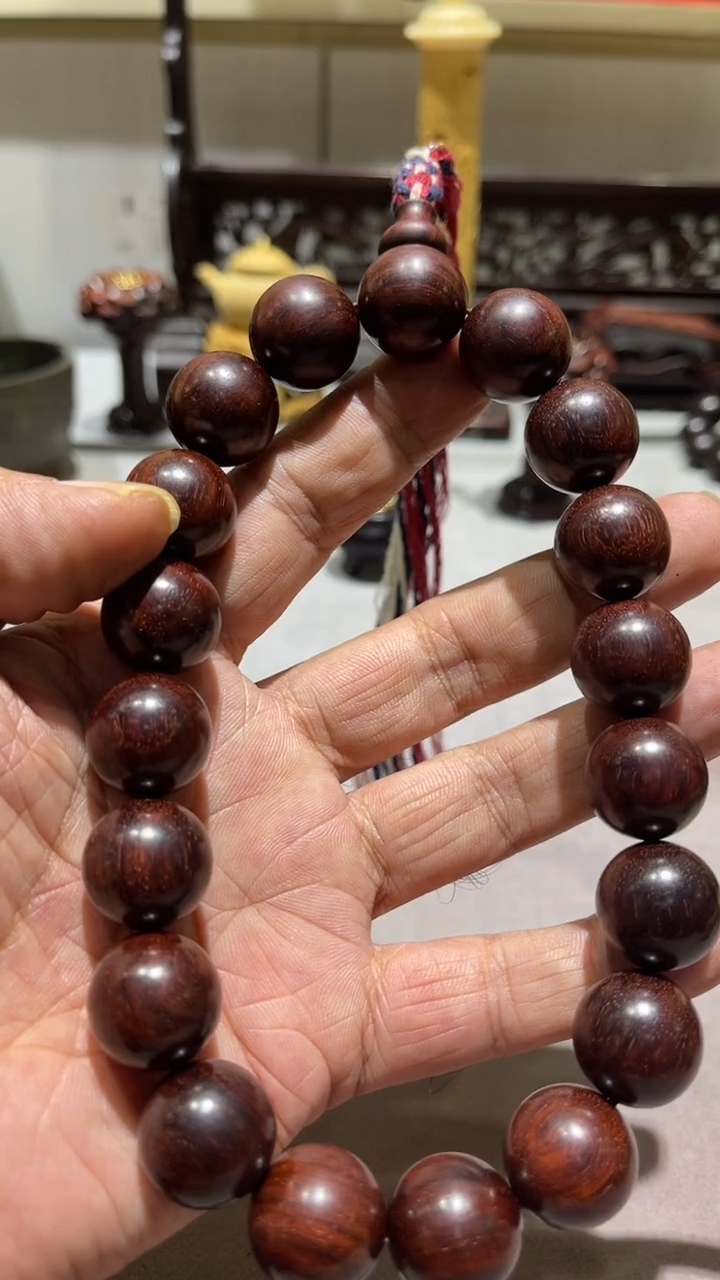 檀香紫檀（小叶紫檀）青****墙精品木艺1.8手持精工细作