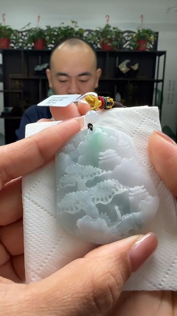 【闪购商品】翡翠颈饰未镶嵌天然翡翠A货吊坠