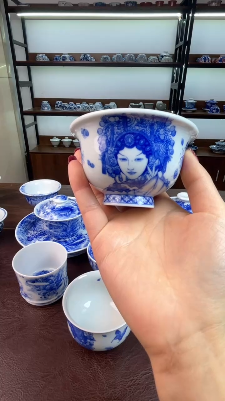 【闪购商品】老方出品，必出精品