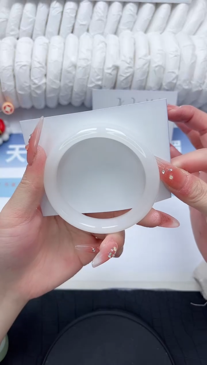 石英质玉未镶嵌手镯191-55.3