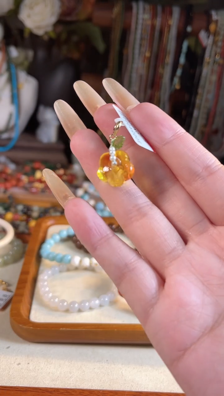 【闪购商品】蜜蜡手链未镶嵌多样性发货其一