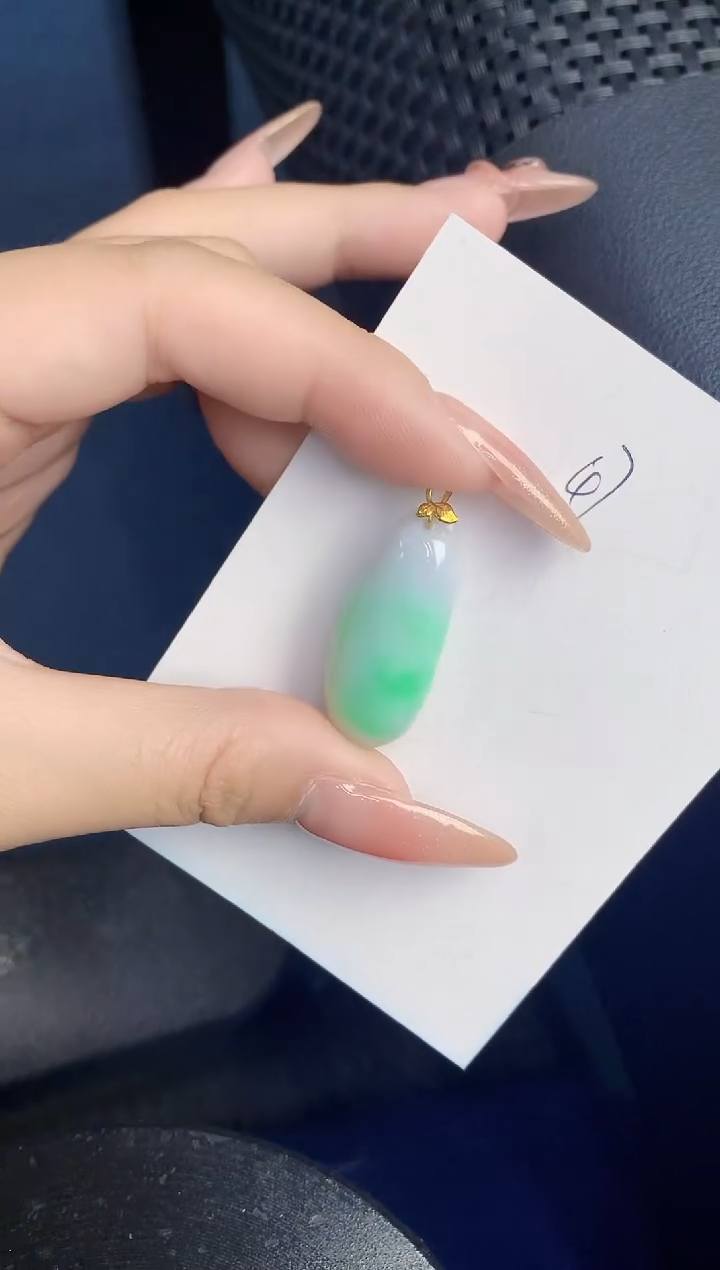 【闪购商品】翡翠颈饰18K金镶嵌000000000