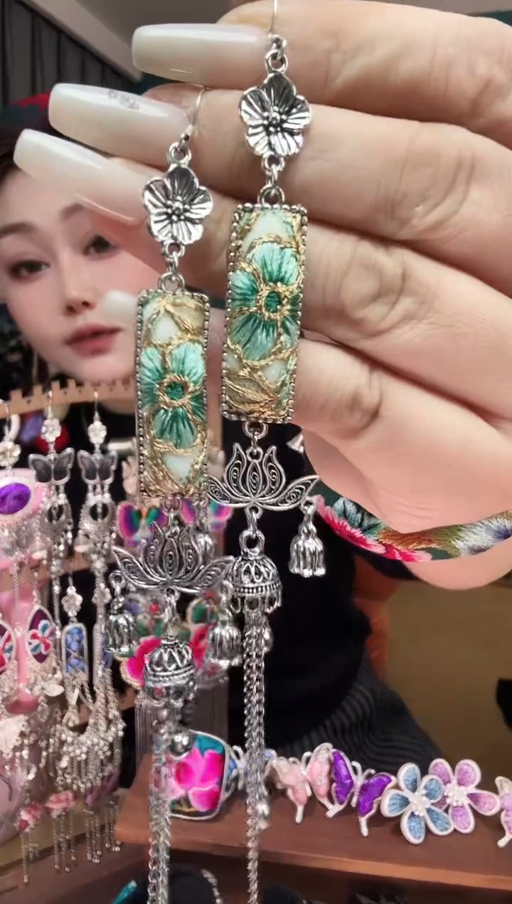 刺绣纯手工民族风刺绣耳环