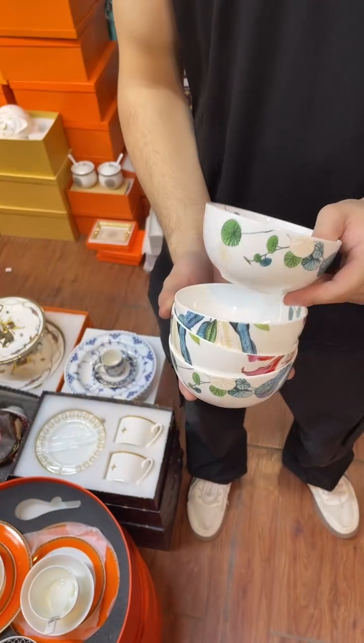 杯鸿辉家品牌瓷器，京东包邮！