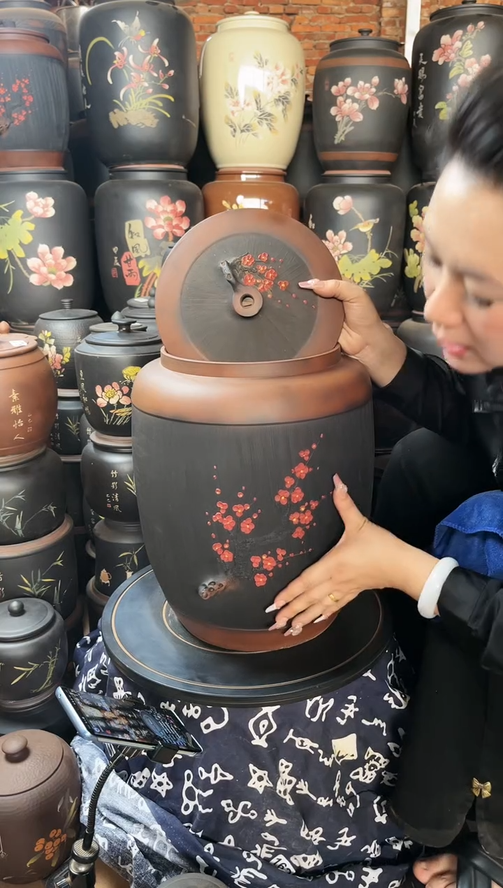 【闪购商品】壶瑕疵 红梅水缸 20升  403