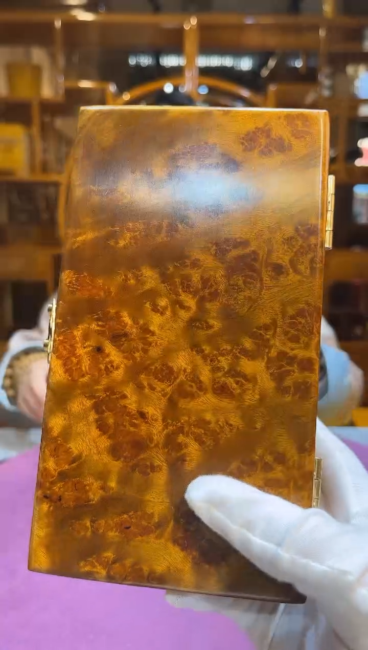 香樟木满留疤首饰盒18公分