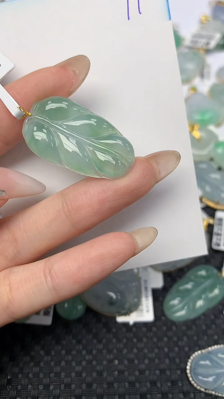 【闪购商品】翡翠颈饰18K金镶嵌天然翡翠A货
