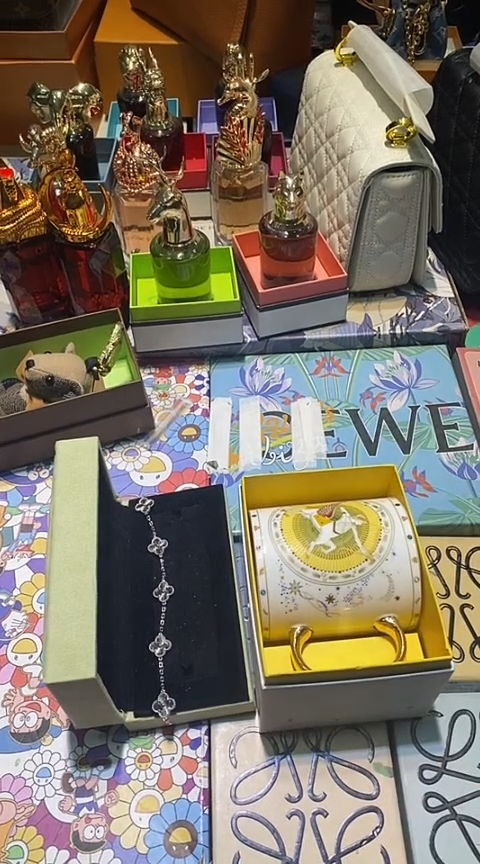 【闪购商品】瓷片1111111111111