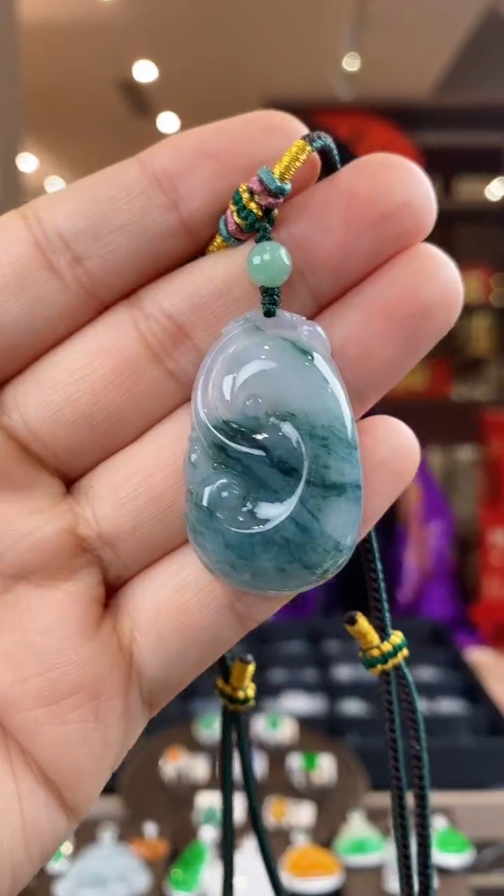 【闪购商品】翡翠吊坠(不含链)未镶嵌翡翠如意