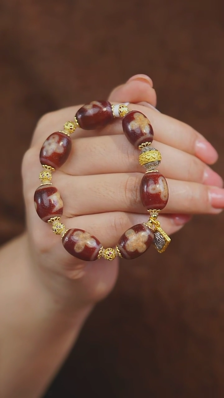 【闪购商品】玛瑙/玉髓手串未镶嵌多样性发其一