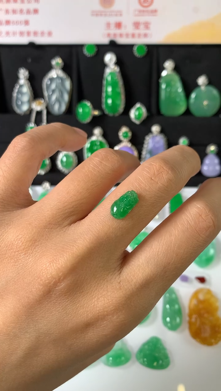 未镶嵌定制翡翠裸石（镶嵌定制）