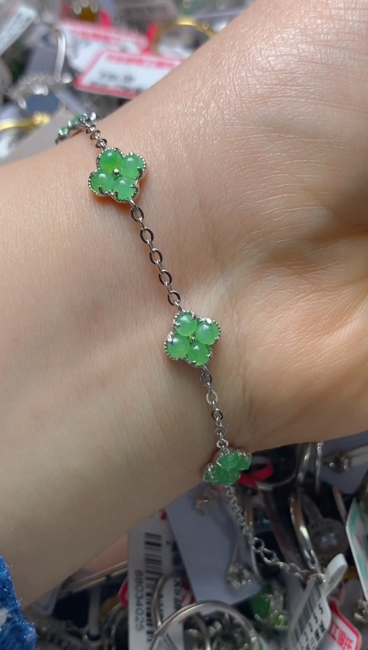 银S925镶嵌戒指翡翠百内无证书