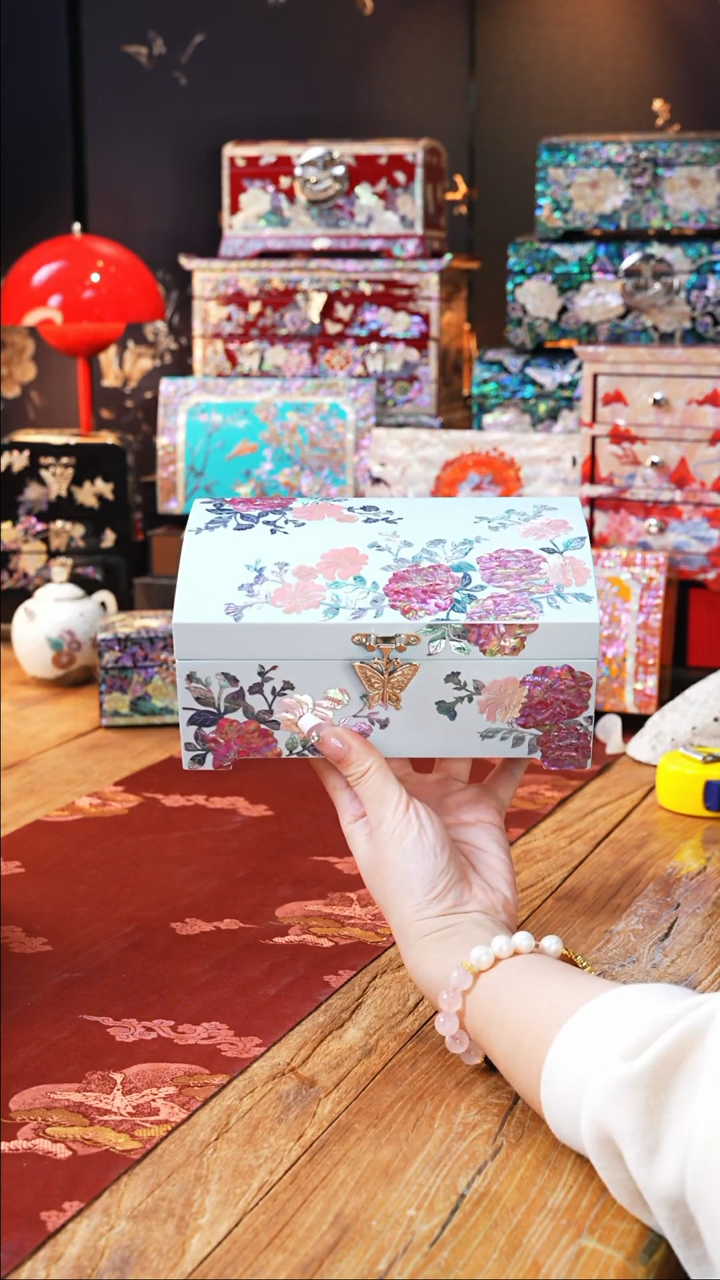 【闪购商品】瓷片豆包儿推荐饰品摆件