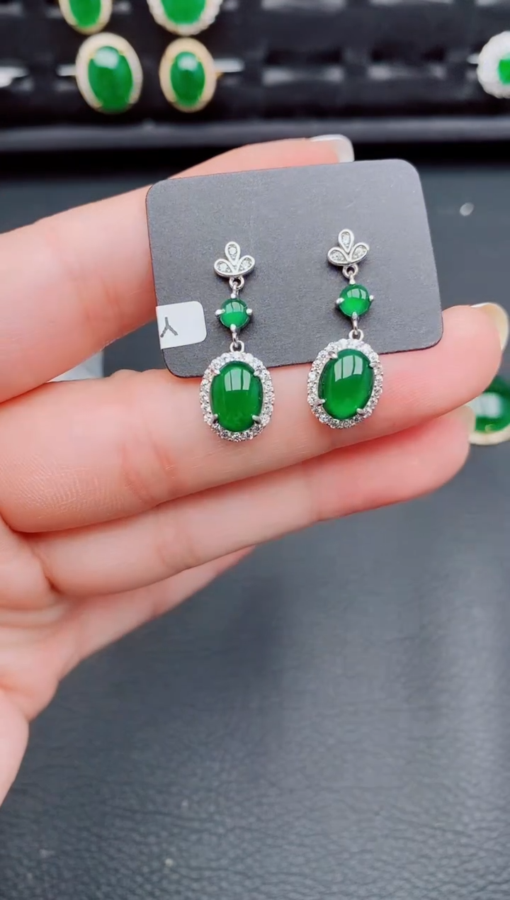 【闪购商品】翡翠耳饰银S925镶嵌天然a货翡翠500