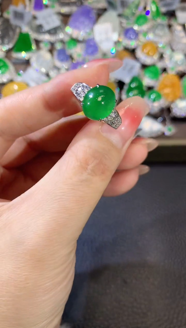 【闪购商品】翡翠戒指18K金镶嵌F17 翡翠