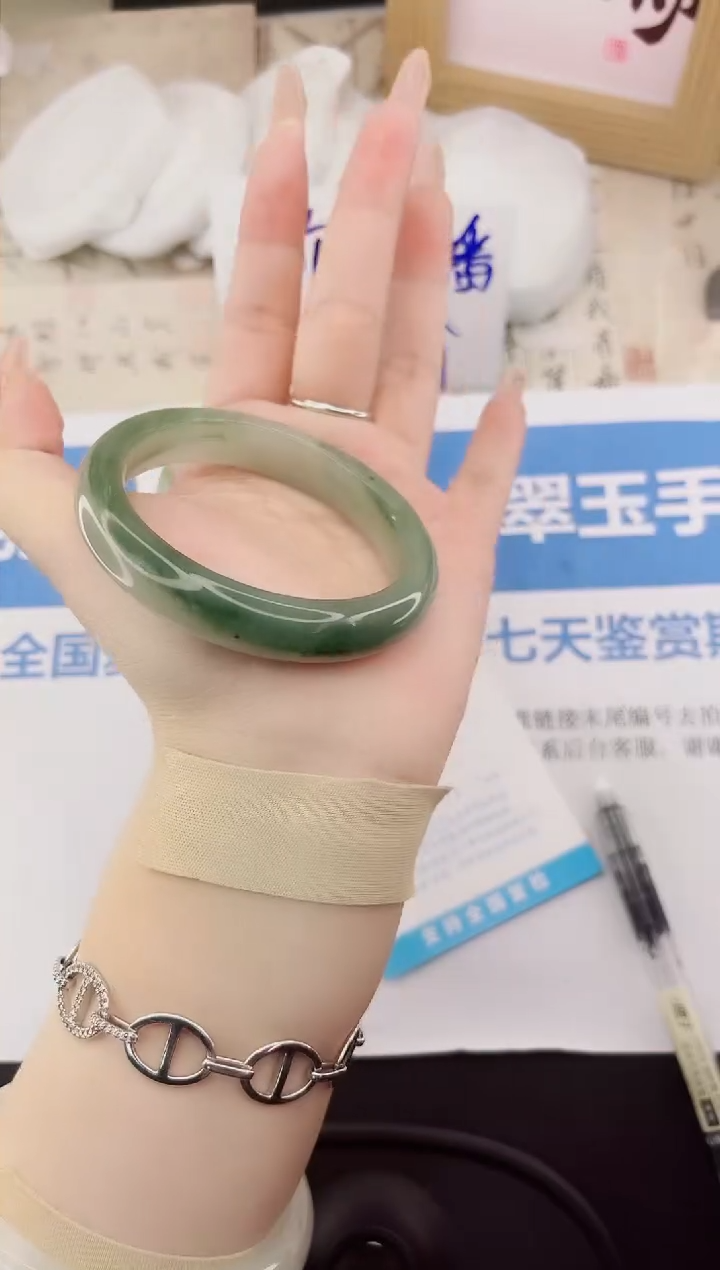 【闪购商品】石英质玉手镯合金13-56.3