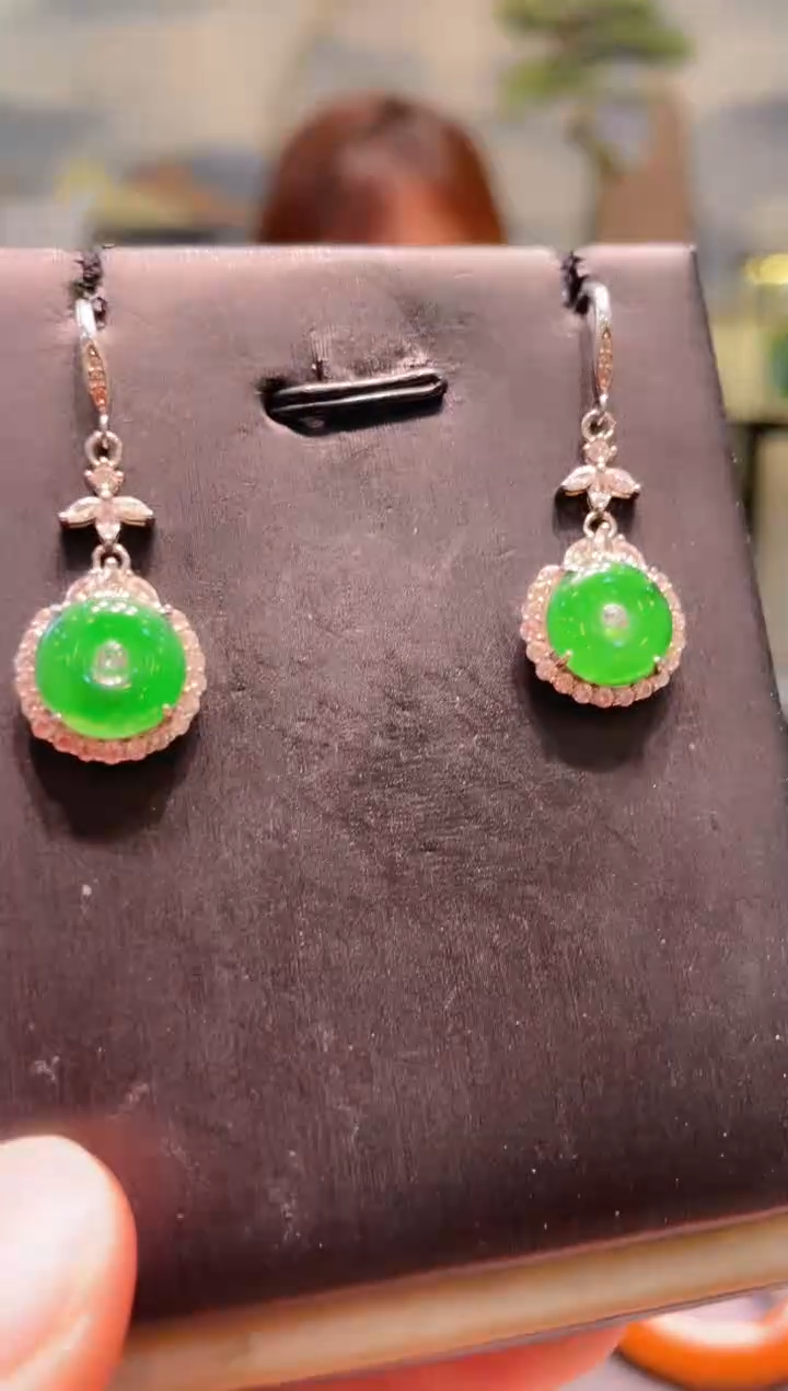 【闪购商品】翡翠颈饰银S925镶嵌A15耳包