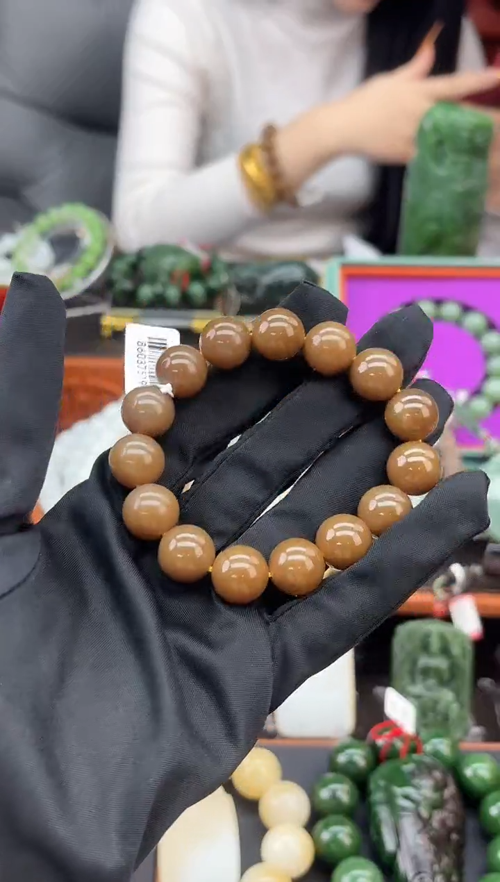 未镶嵌手串和田玉董小姐推荐 多样性发货 拍一发一tq12
