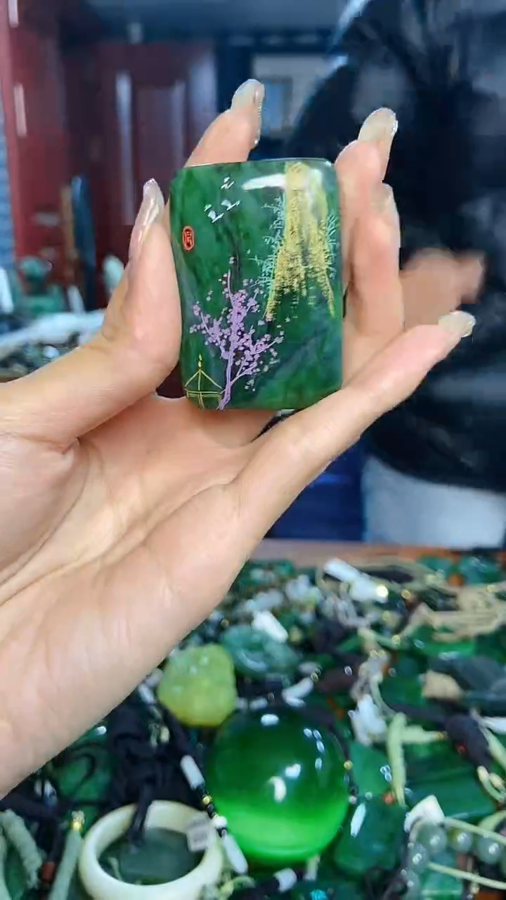 未镶嵌和田玉挂件1