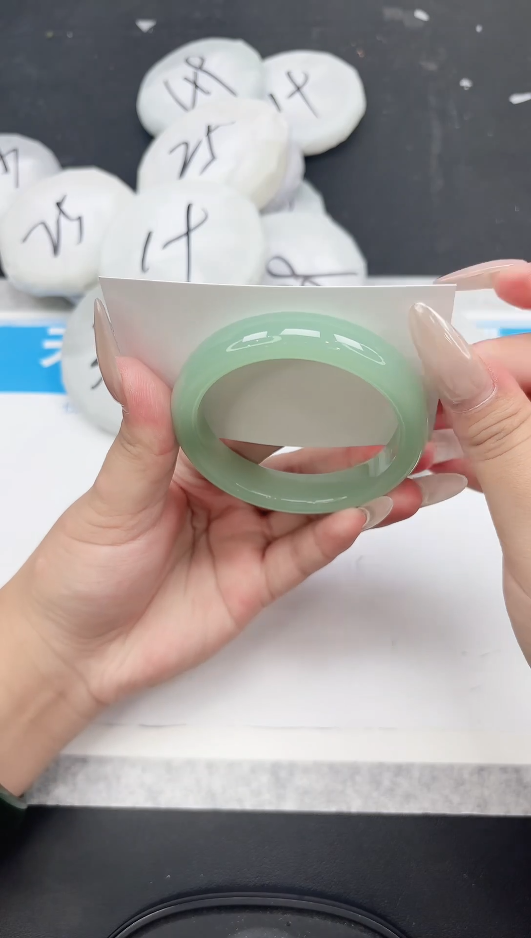 女款工艺手镯214-56.5