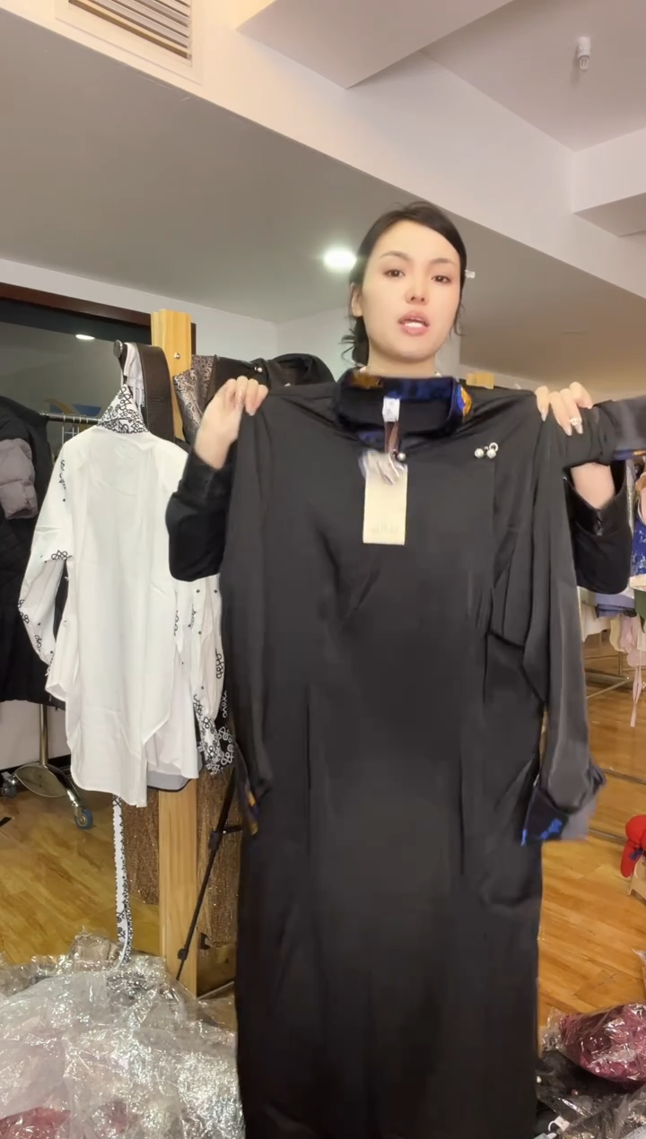 2XL码    125-135斤    裙子