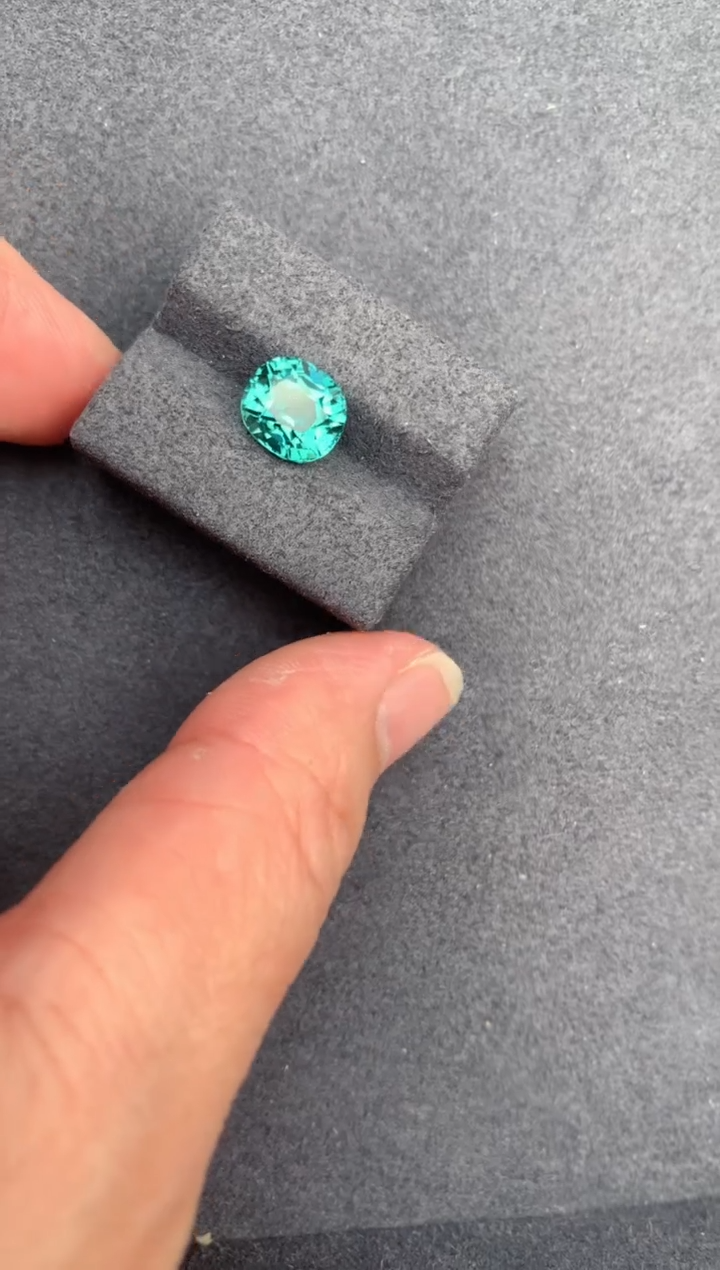 【闪购商品】碧玺裸石未镶嵌2.7ct碧玺