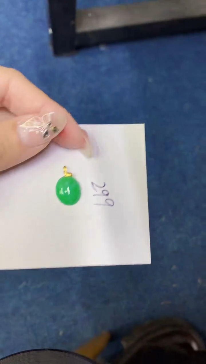 【闪购商品】翡翠颈饰18K金镶嵌00000000000