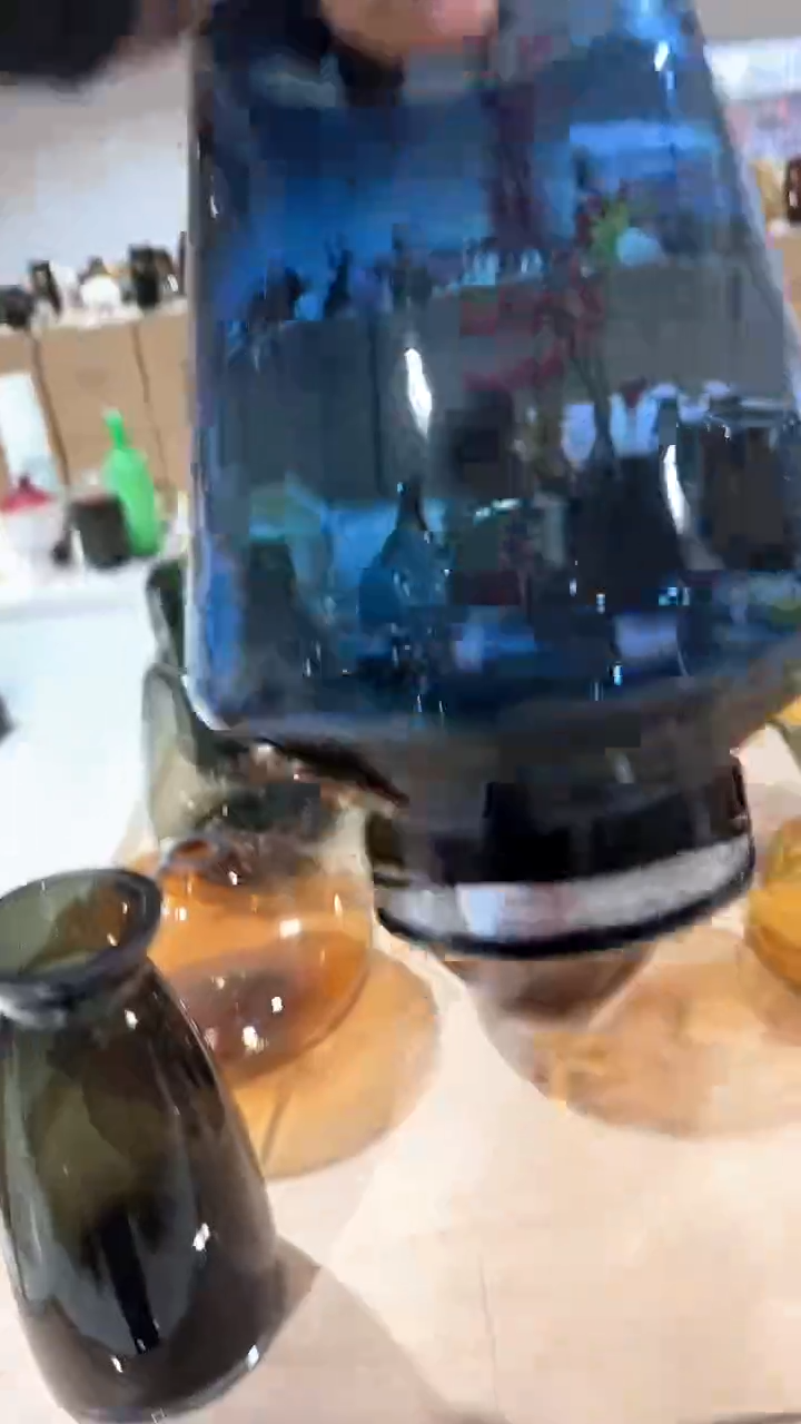 【闪购商品】玻璃深蓝色