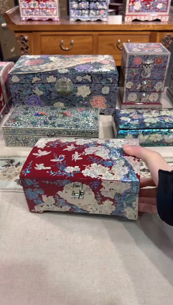 【闪购商品】鱼锁满贝底·弘贝雅螺钿漆器文化馆