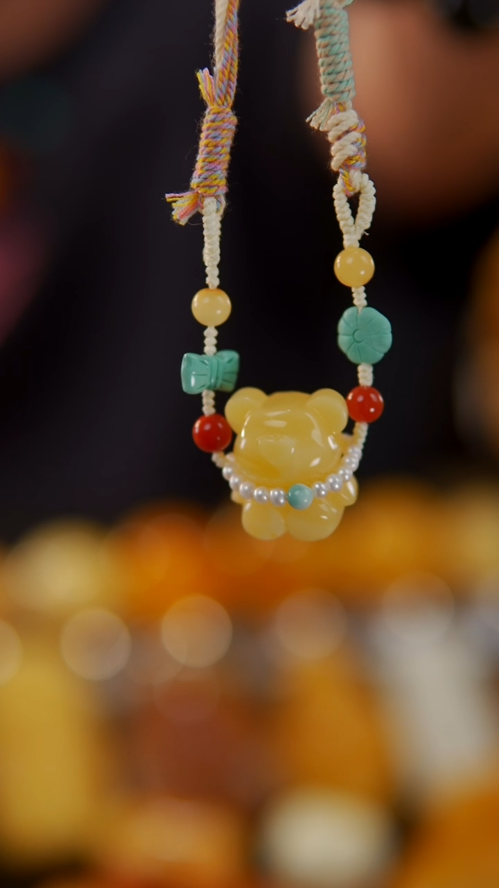 【闪购商品】蜜蜡颈饰未镶嵌小熊吊坠3.88