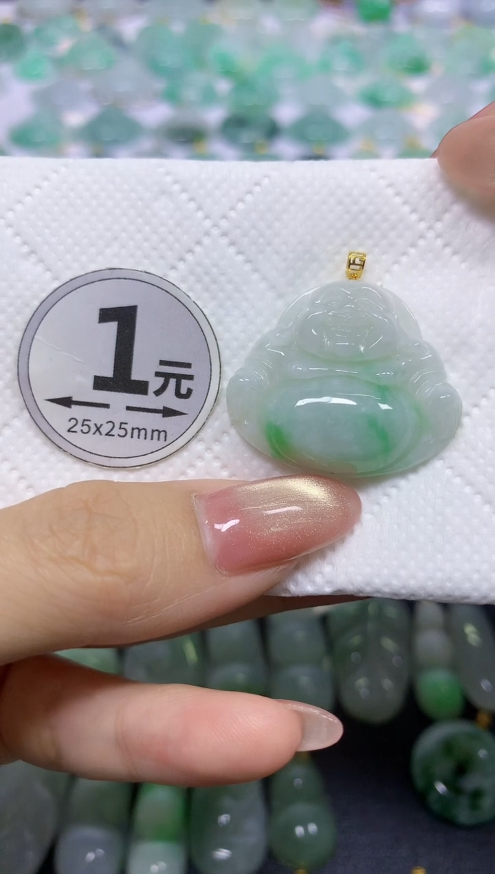 翡翠18K金镶嵌颈饰天然翡翠A货