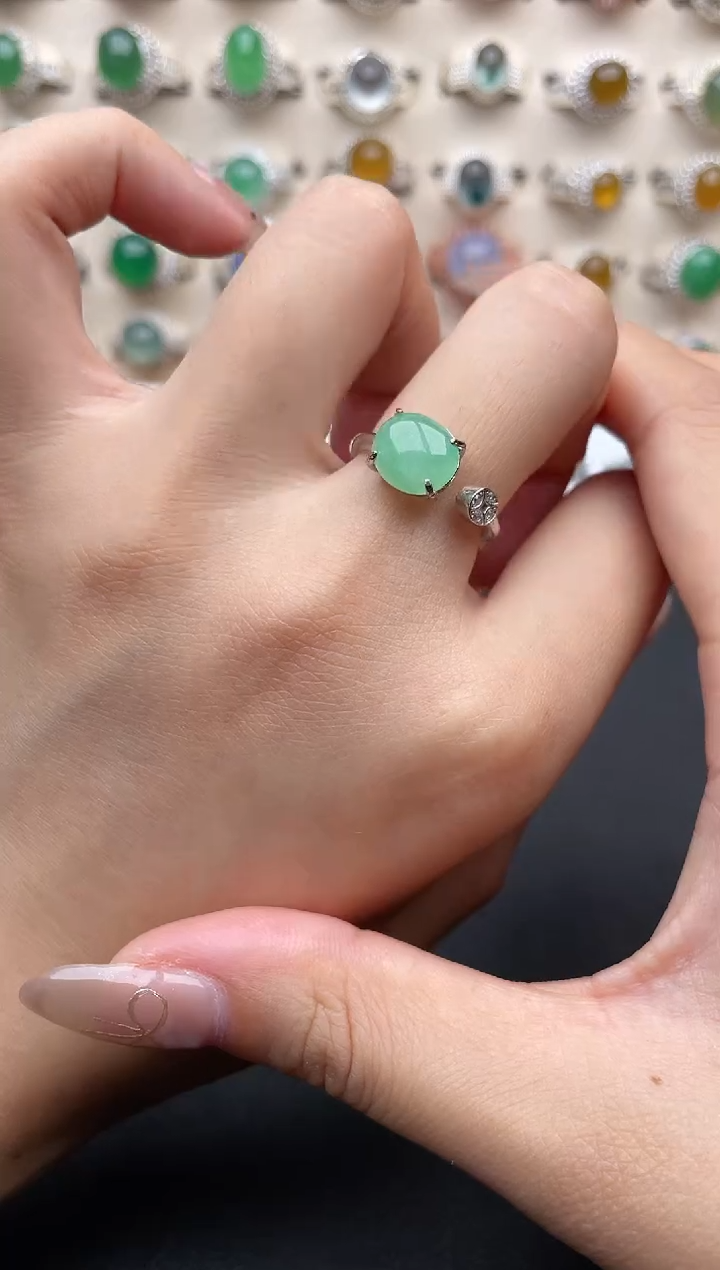 【闪购商品】翡翠戒指银S925镶嵌一物一证一礼盒