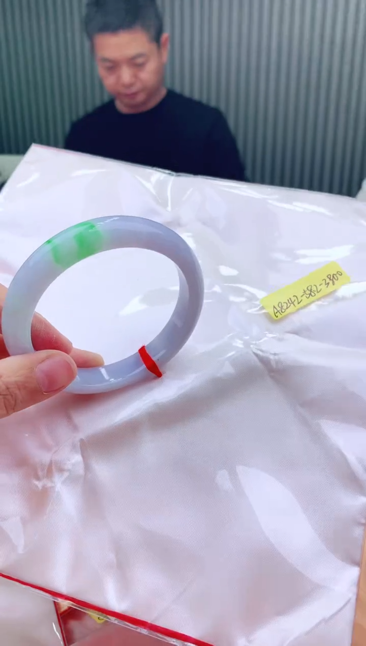 未镶嵌手镯翡翠58