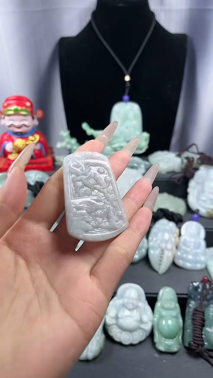 【闪购商品】翡翠颈饰未镶嵌山水悟道