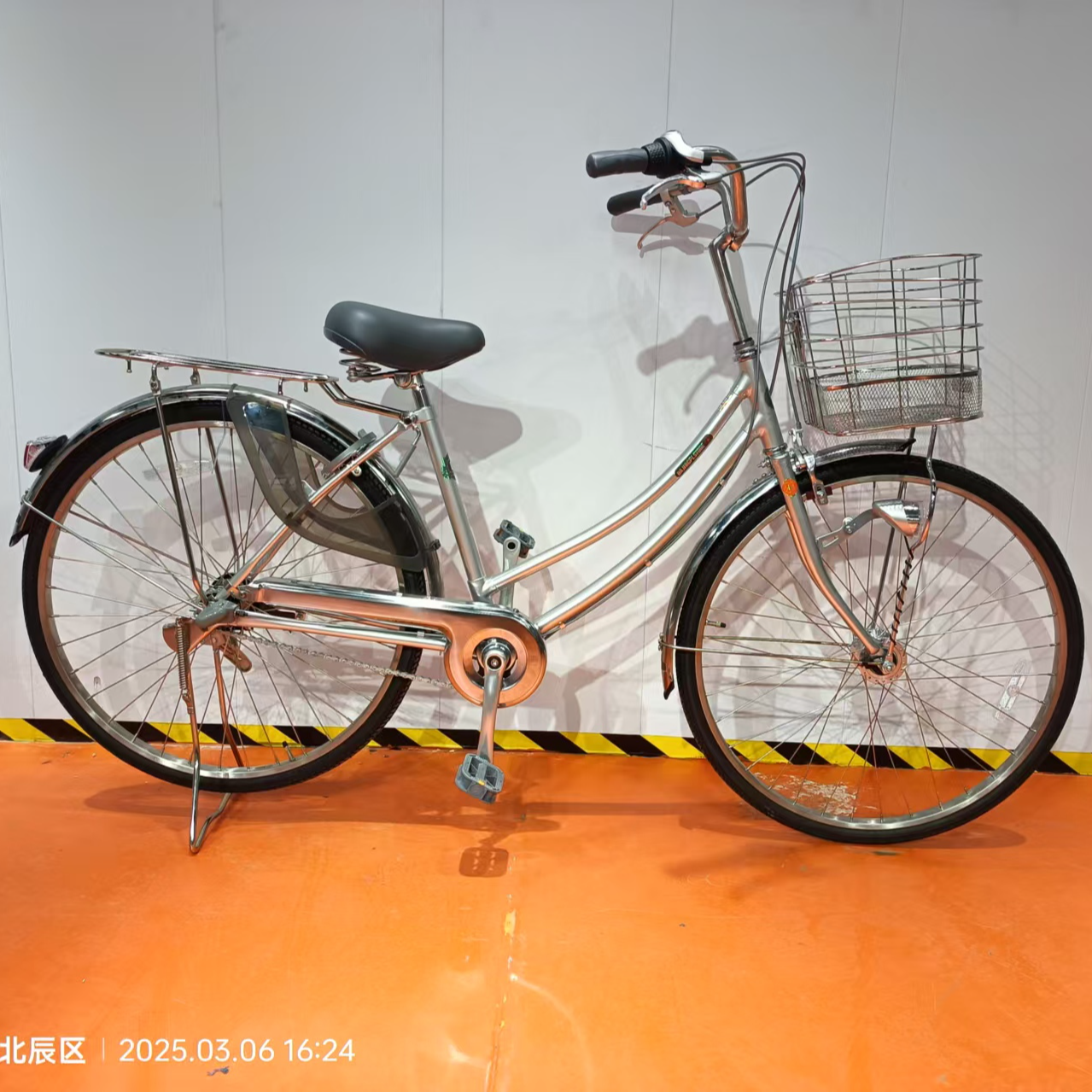 春克日系自行车高碳钢双弯禧玛诺内三速26寸