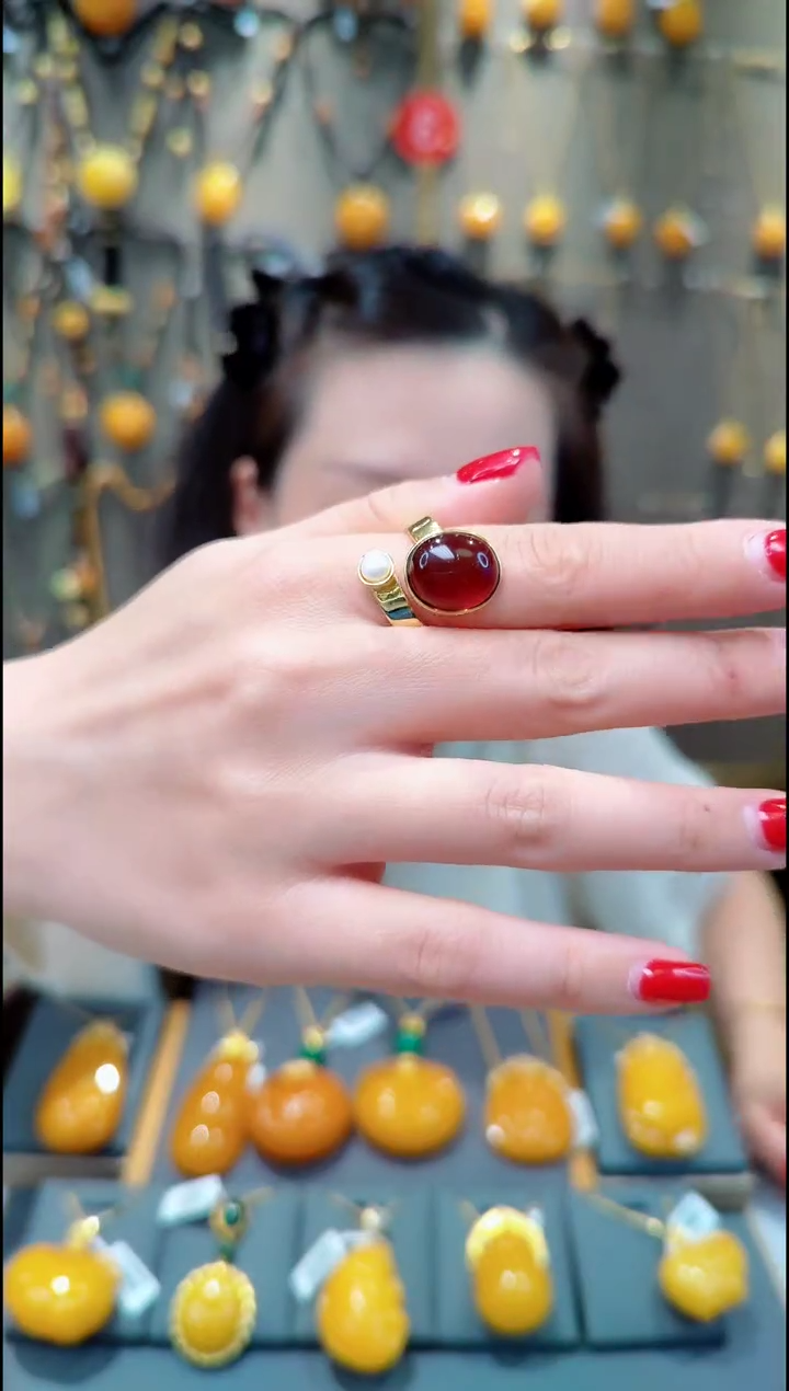 【闪购商品】血珀戒指银S925镀金镶嵌H211琥珀戒指