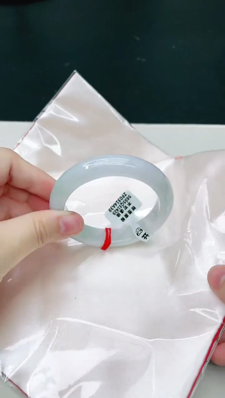 翡翠未镶嵌手镯天然A货翡翠55.7