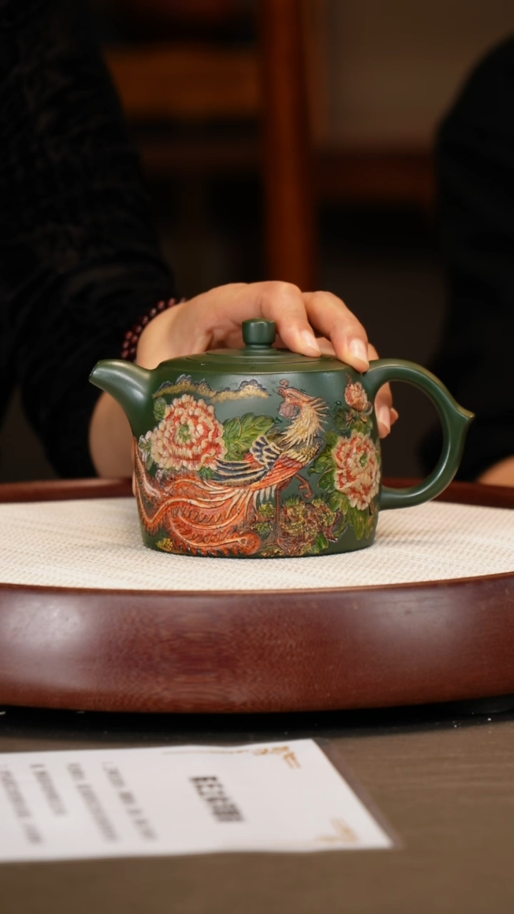 【闪购商品】紫砂茶壶【陈俊】翡翠金砂井栏  420CC
