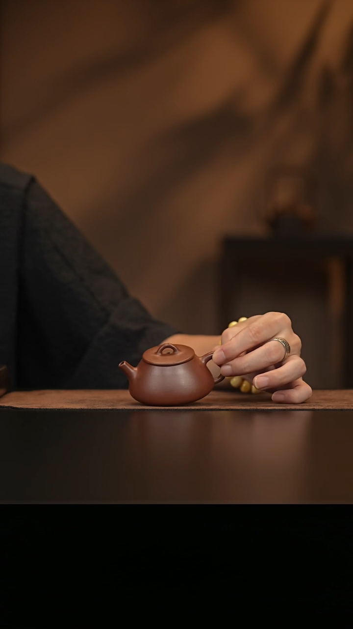 允禾斋  紫砂壶  平盖