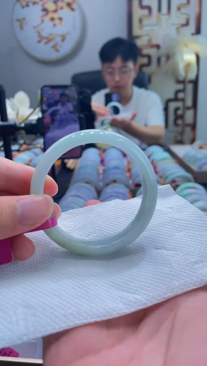 翡翠手镯未镶嵌038-53